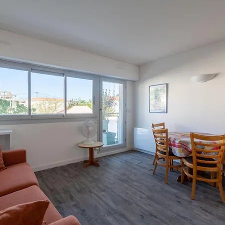 Calme Proche Avec Parking Securise Et Balcon - - Fr-1-319-547 Daire Arcachon